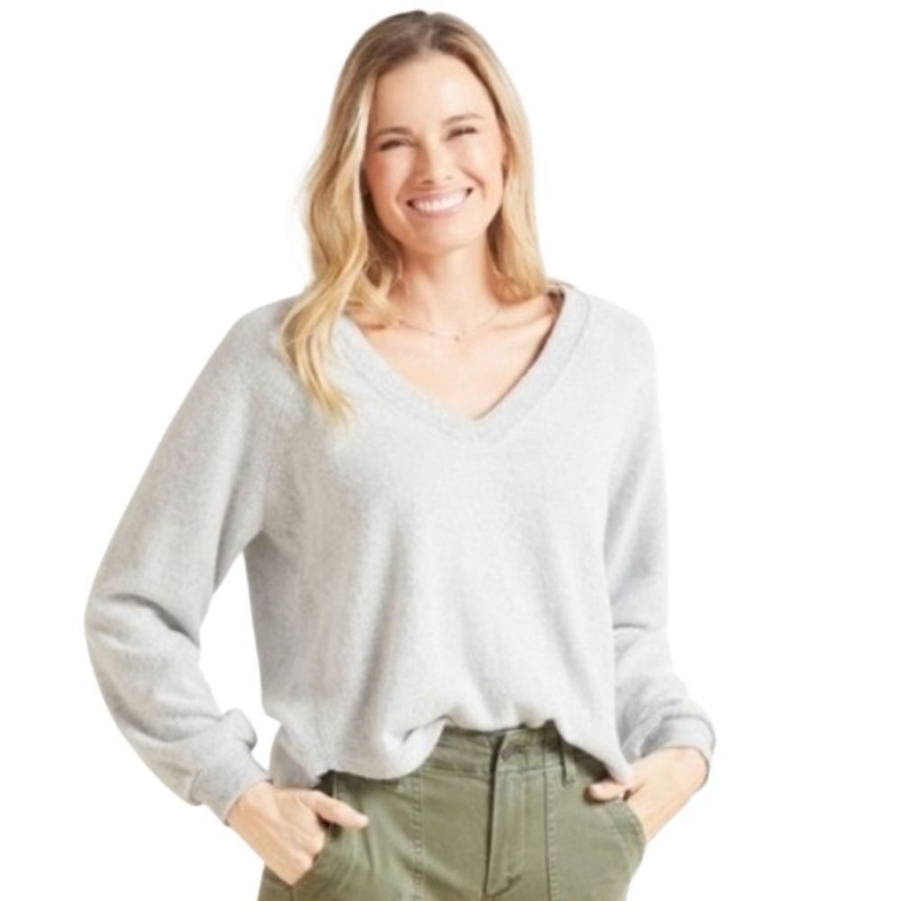 NEW evereve mac vneck pullover sweater sweatshirt grey womens size M
